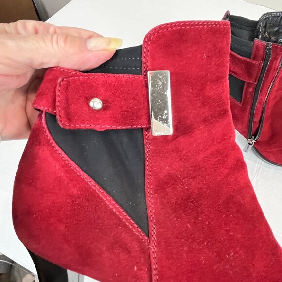 Women's Aquatalia Red Suede Heeled Bootie, Size 38.5 EU - Picture 15 of 15
